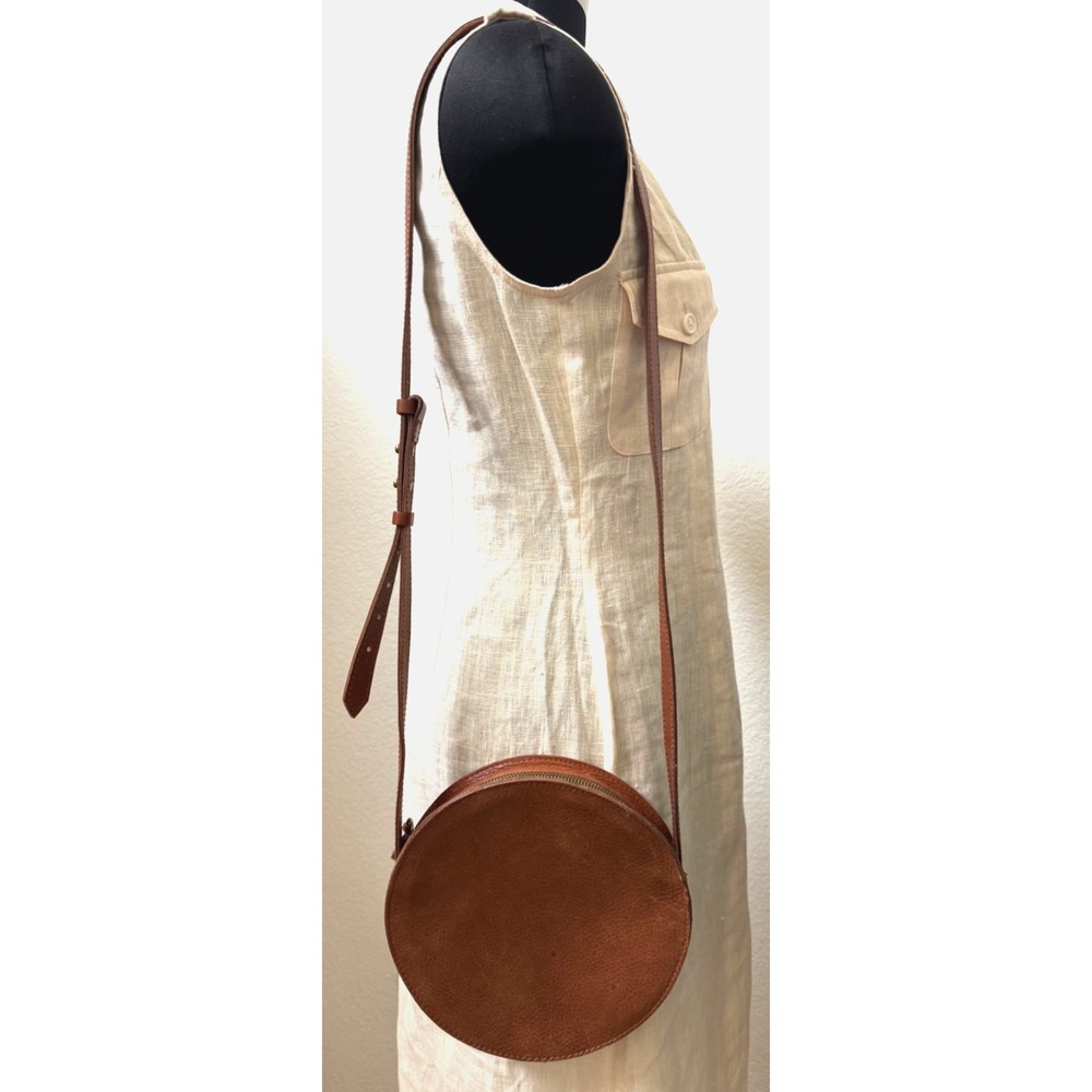 Madewell Simple Circle Crossbody Bag English Saddle Brown Leather Round Purse